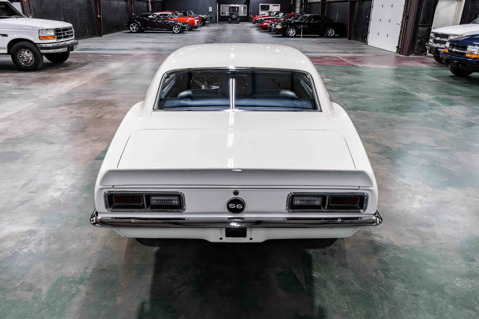 1968-Chevrolet-Camaro-White-306510-36.jpg
